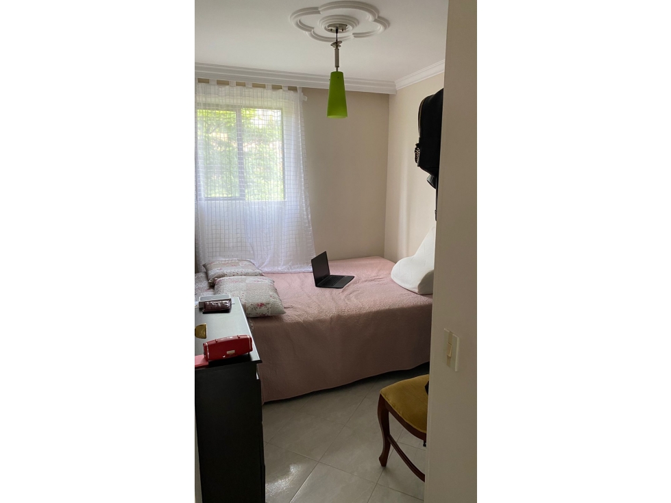 Apartamento en La Mota cerca a la Cra 80