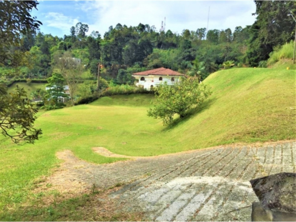 VENDO LOTE EN UNIDAD PARCELARIA MIRADOR DEL POBLADO