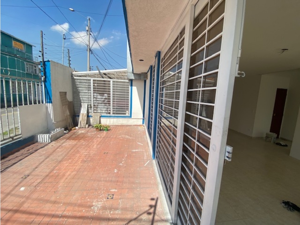 Vendo Casa Comercial en Barrio Santa Isabel