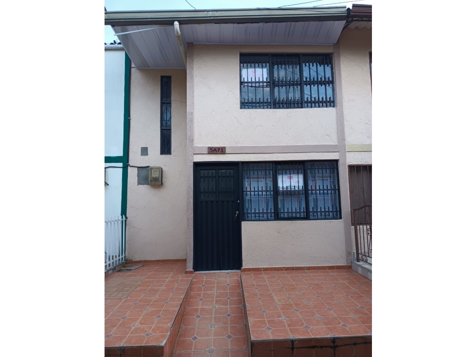 BORKER- Casa grande en venta barrio La Paz Popayan