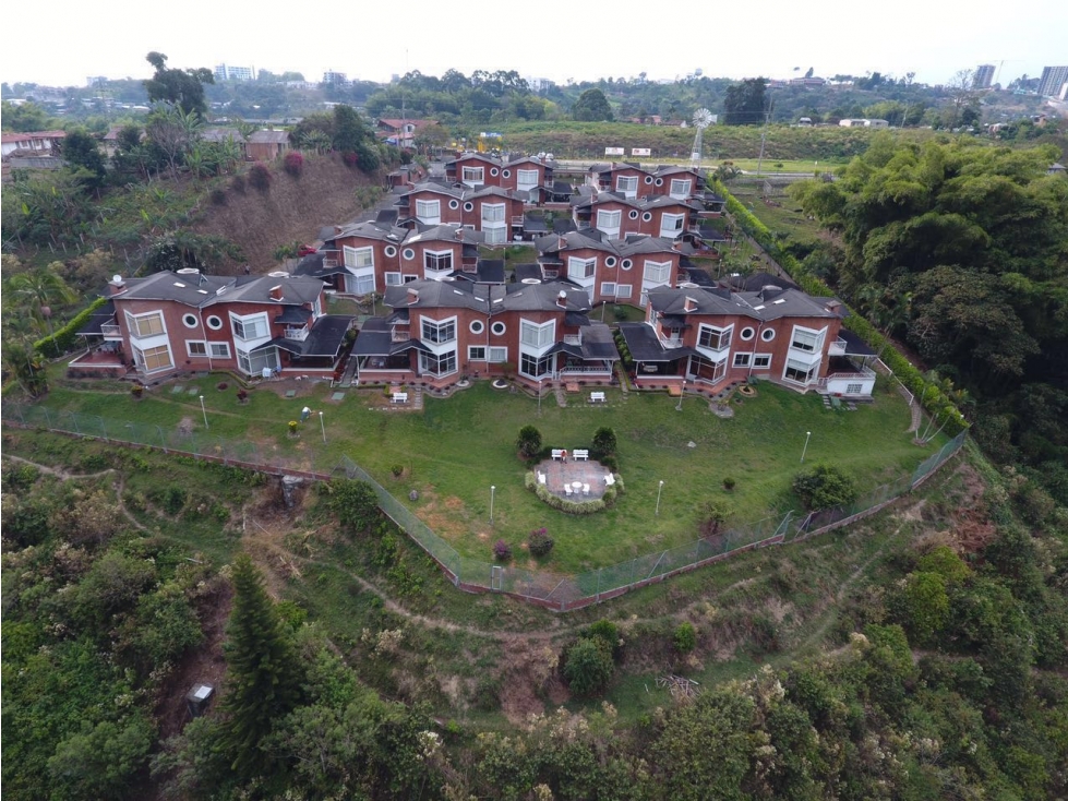 VENTA CASA AVENIDA CENTENARIO NORTE DE ARMENIA