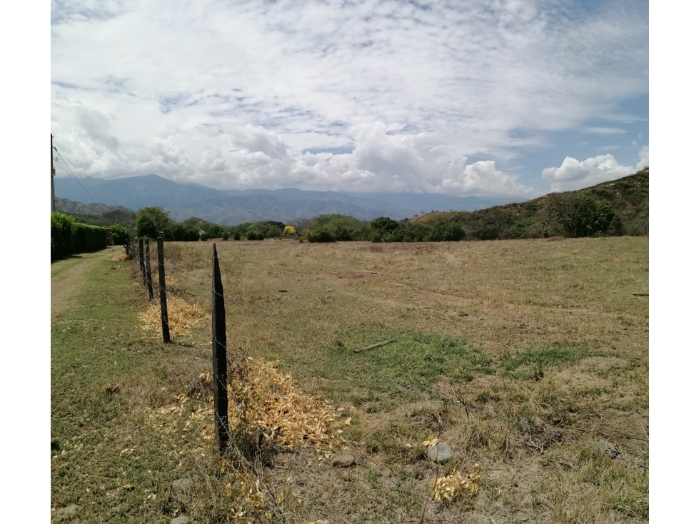 Hermoso lote plano en la Vía San Jerónimo / Sta Fé de Antioquia