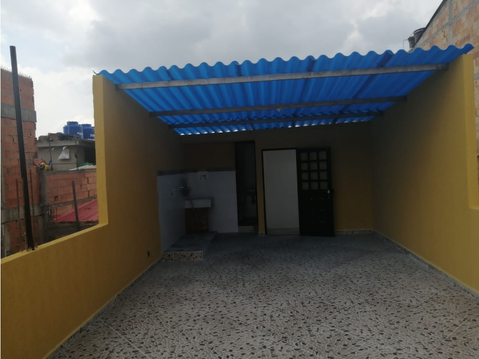 VENDO CASA PARA INVERSION TIENE RENTA