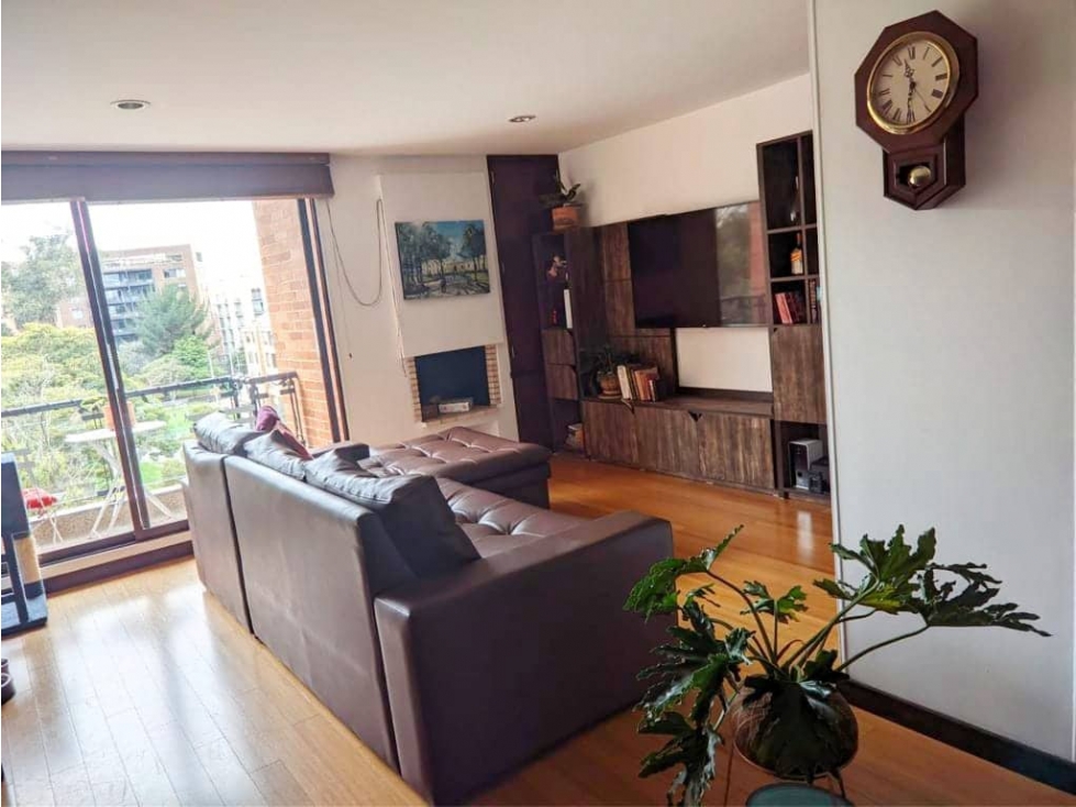 SE VENDE APARTAMENTO BELLA SUIZA