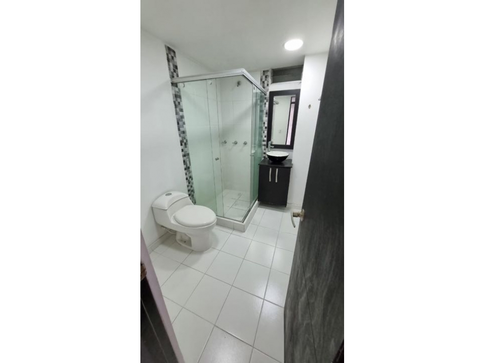 SE VENDE ESPECTACULAR APARTAMENTO BARRIO SAENZ