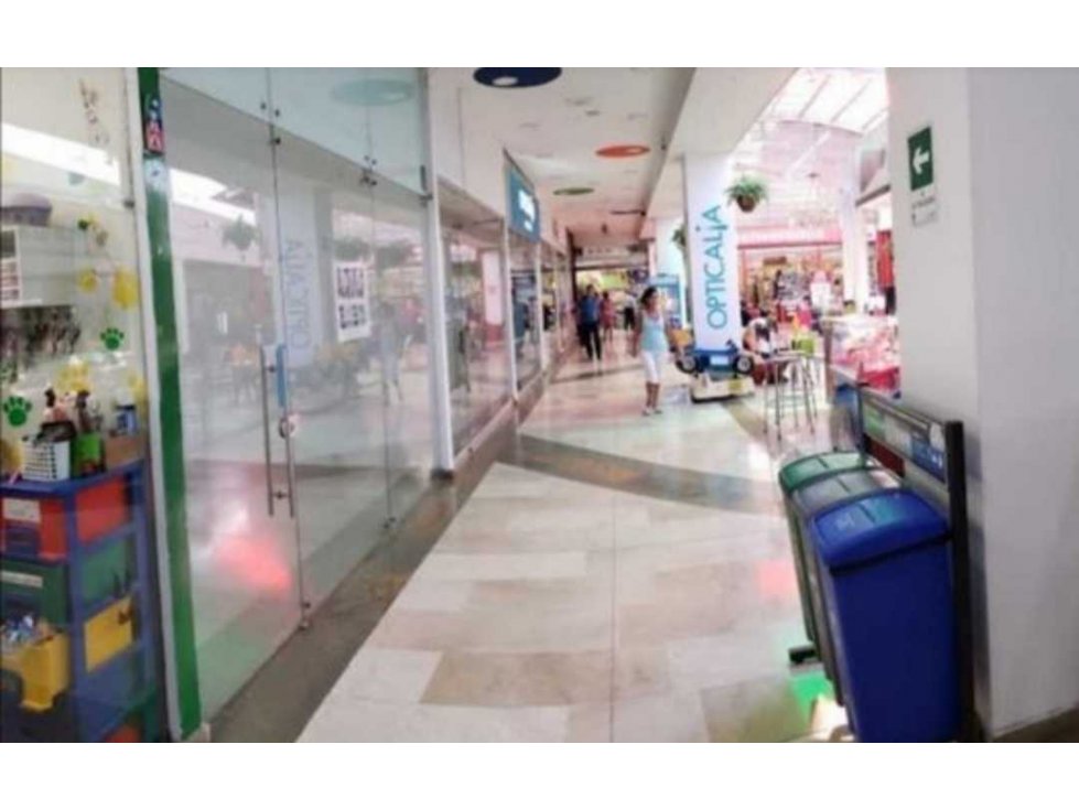 Vendo local comercial Centro Comercial Acuarela