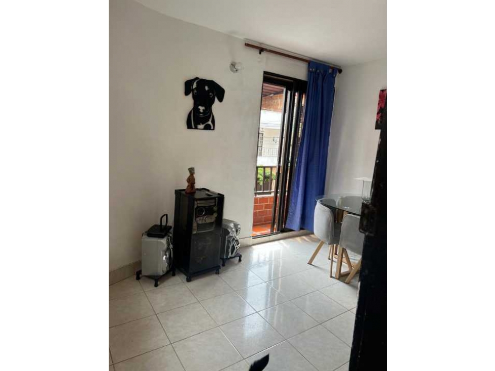 APARTAMENTO (2) EN BELLO. BARRIO OBRERO. SE VENDE