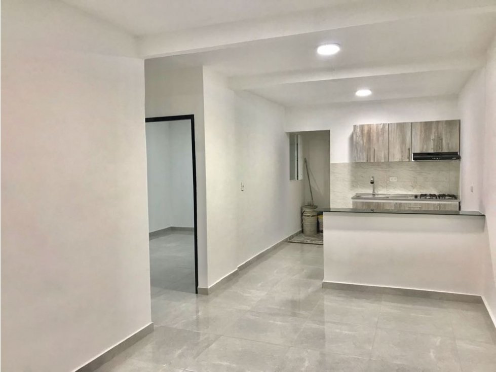 APARTAMENTO 2DO PISO EN ARRIENDO