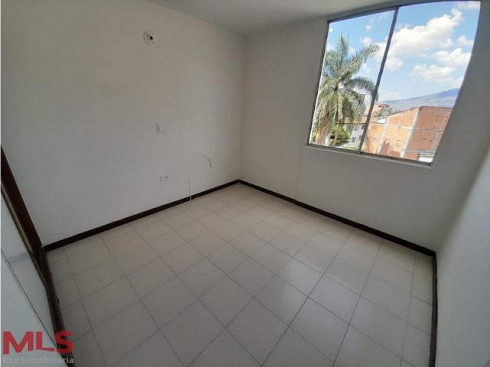 APARTAMENTO A LA VENTA!!(MLS#236821)