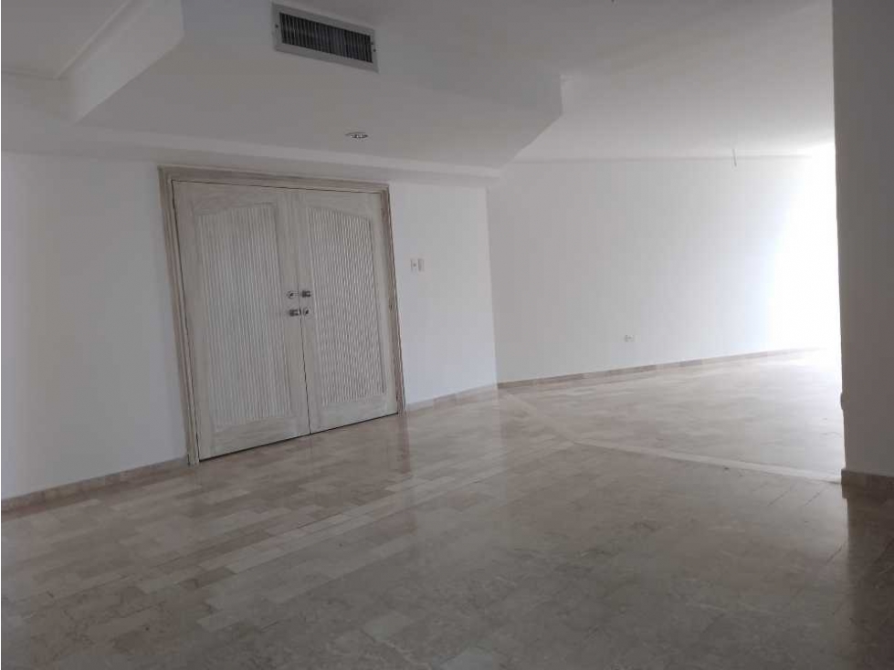 APARTAMENTO AMPLIO EN VENTA - ALTO PRADO