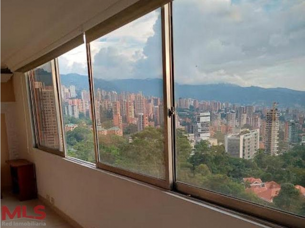 Apartamento con Hermosa vista.(MLS#239676)