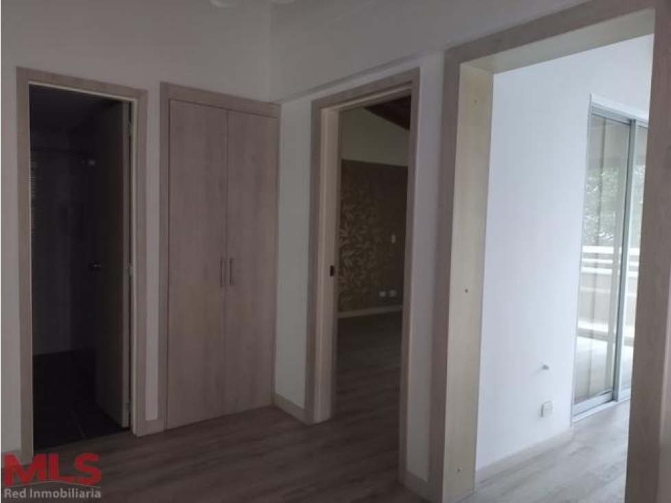 Apartamento duplex con linda vista(MLS#239824)