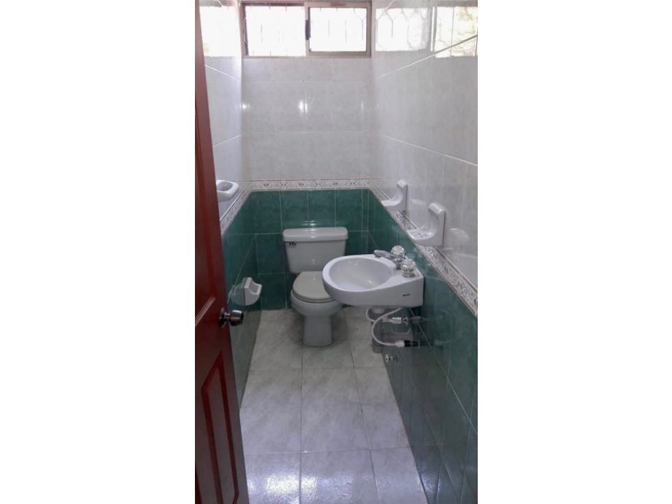 Apartamento en alquiler, sector Parque Sagrado Corazón.