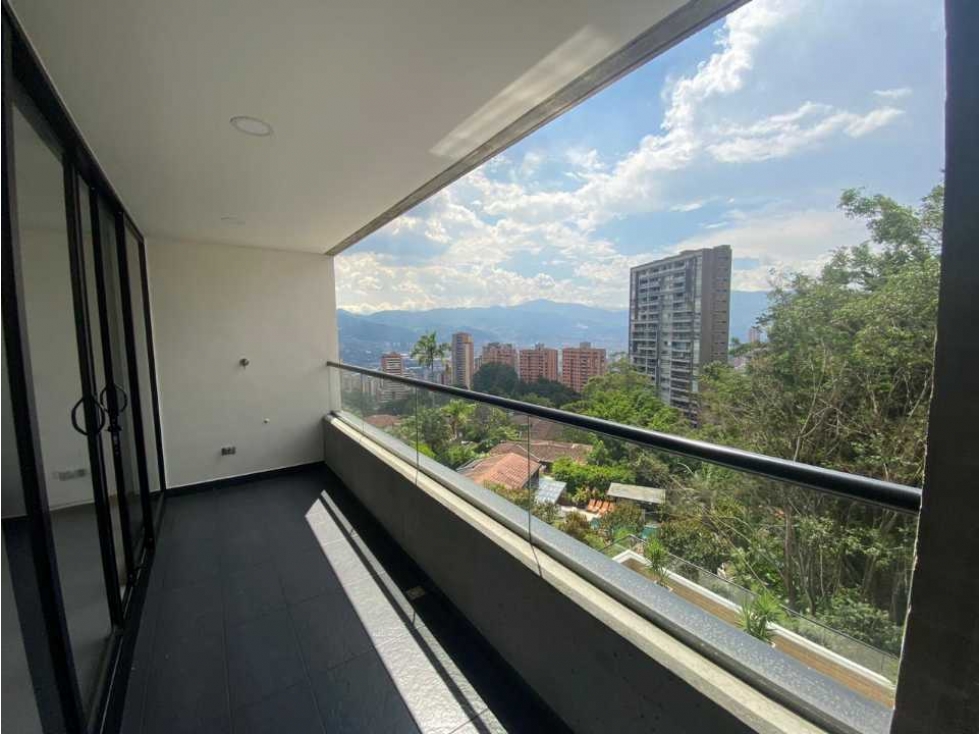 Apartamento en arriendo en el poblado