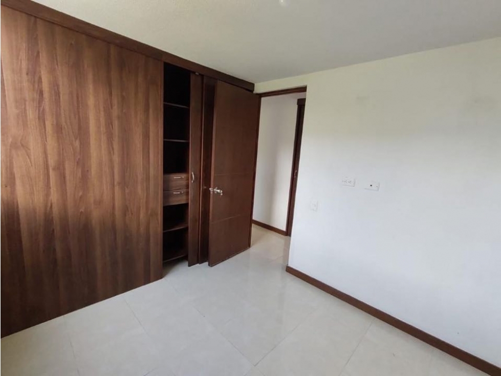 APARTAMENTO EN CALASANZ