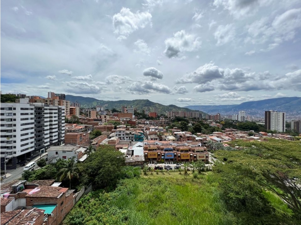 Gangazo!! Apartamento en Edificio con vista Panorámica en La Estrella