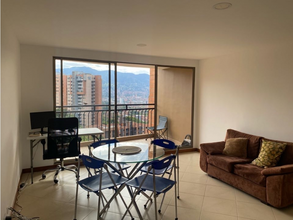 Apartamento en el escobero , cerca al CC city plaza