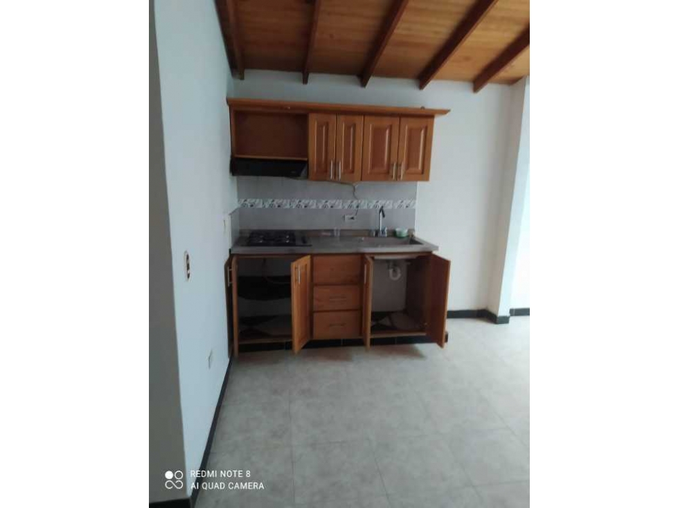 Apartamento En El Peñol Sector La Esperanza