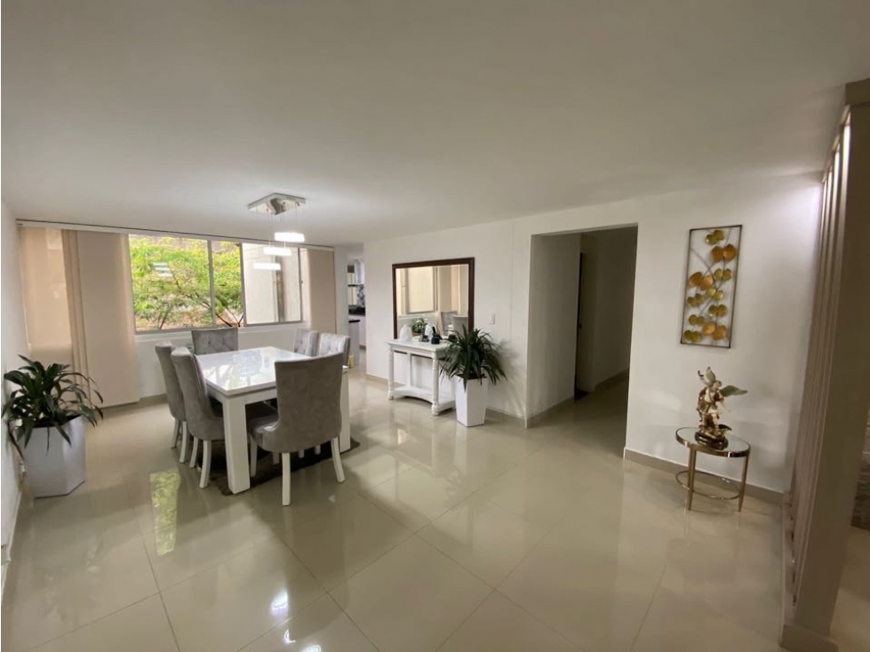 Apartamento en el Poblado 148 metros 760 millones