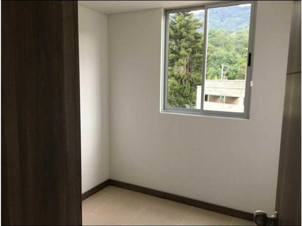 Apartamento en La Estrella, sector Tablaza