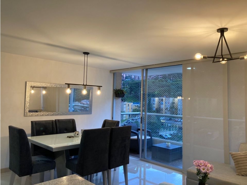 Apartamento en Loma del Indio Medellin 485.000.000