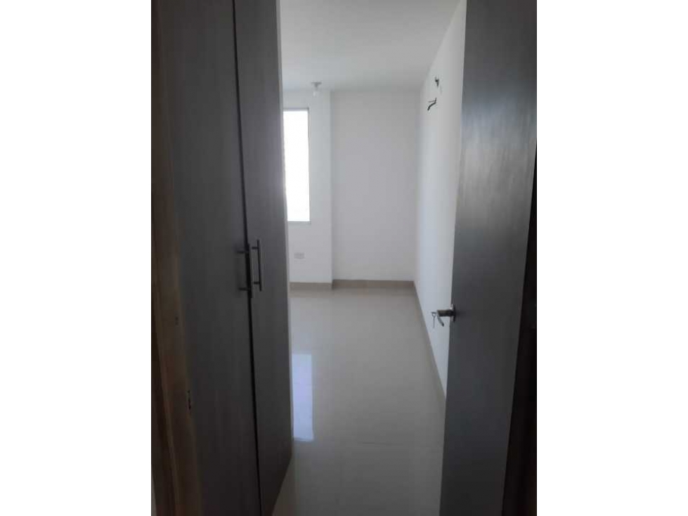 Apartamento en piso 7, 67m2, sector makro-avenida del ferrocarril