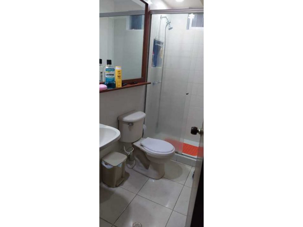 APARTAMENTO PRIMER PISO  LA HACIENDA CALI VENTA