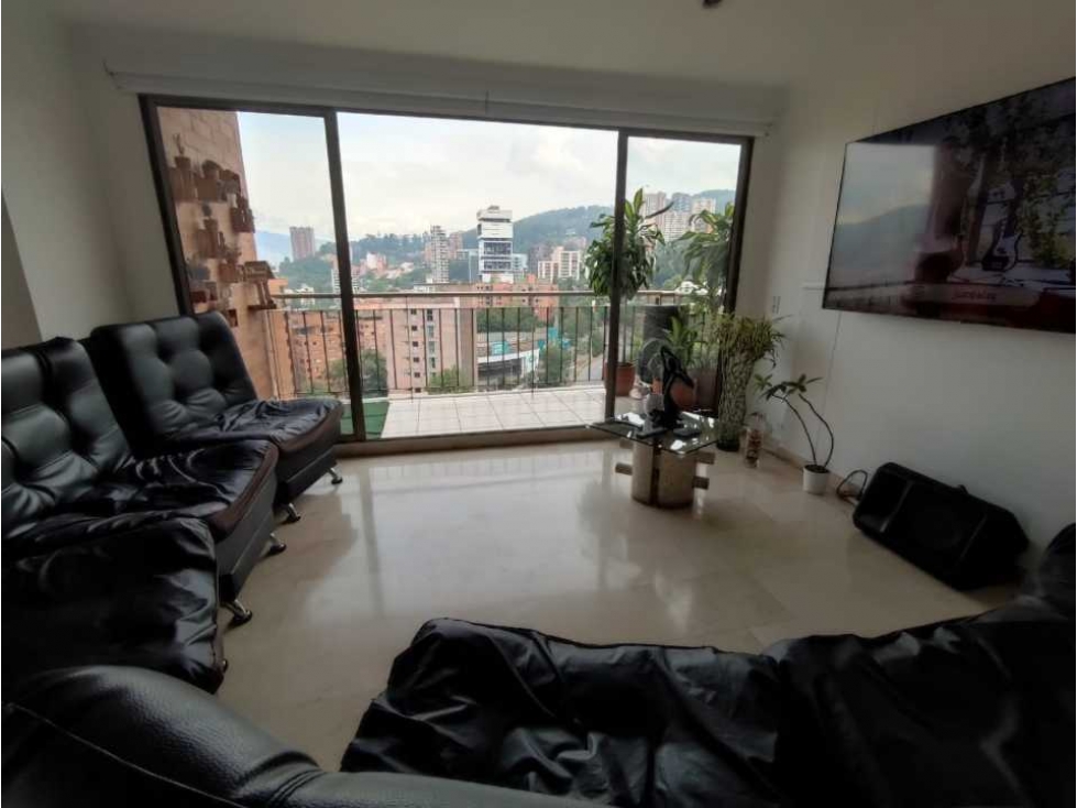 APARTAMENTO EN VENTA EL POBLADO PISO 11 VISTA 360°