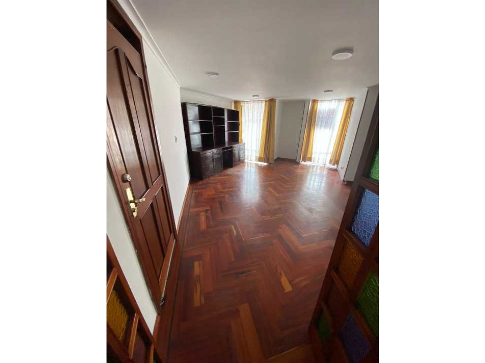 Apartamento en venta en el centro cerca universidades en Pasto 3