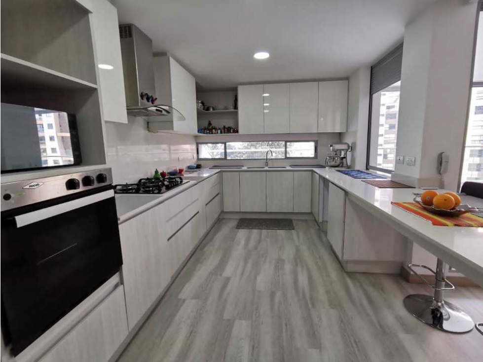 APARTAMENTO EN VENTA EN LA LOMA DE LAS BRUJAS ENVIGADO