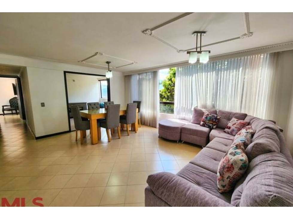 Apartamento en venta en Loma del Indio, Medellín