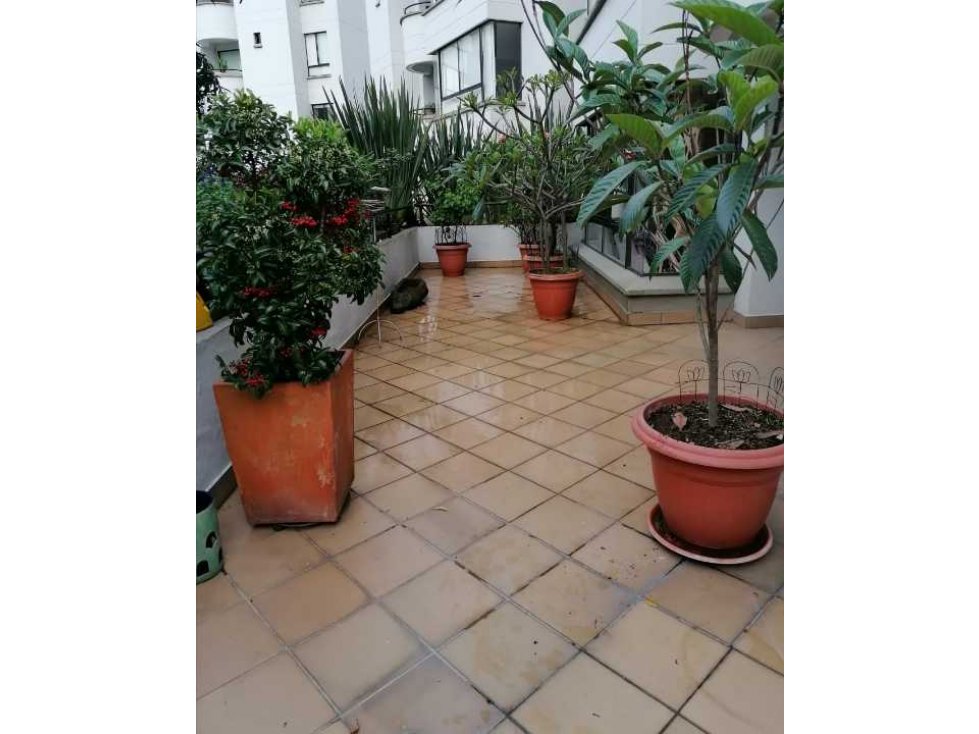 APARTAMENTO EN VENTA POBLADO SECTOR TESORO