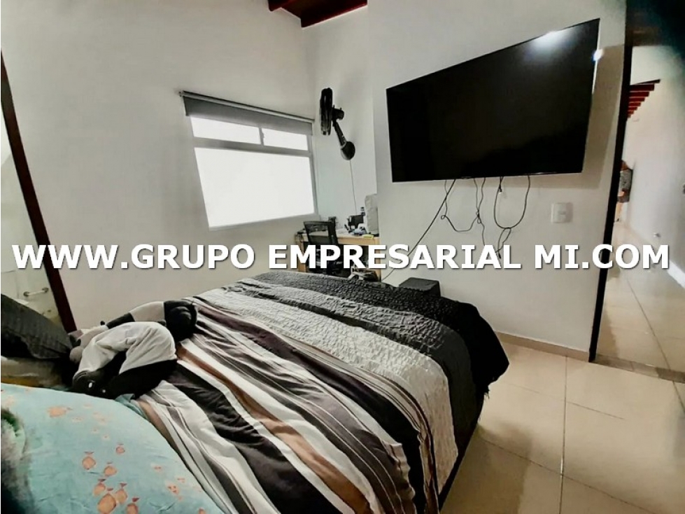 APARTAMENTO EN VENTA - SECTOR MARIA AUXILIADORA, SABANETA COD: 27191