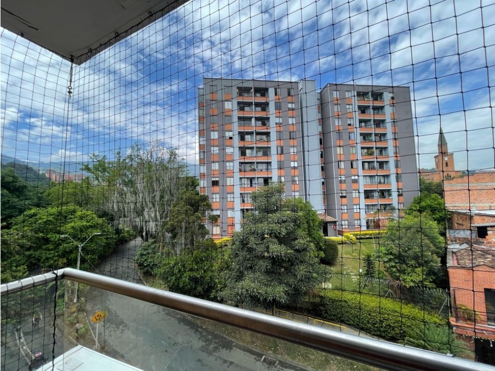 APARTAMENTO ENVIGADO SAN JOSE- PISO 4 SIN ASCENSOR