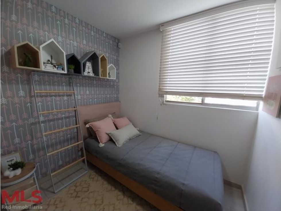 Apartamento para estrenar(MLS#236405)