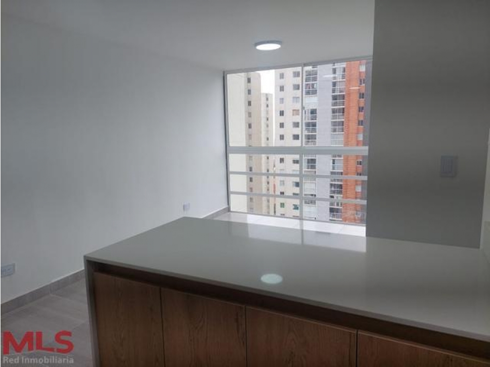 Apartamento ubicado cerca al CC Mayorca(MLS#239518)