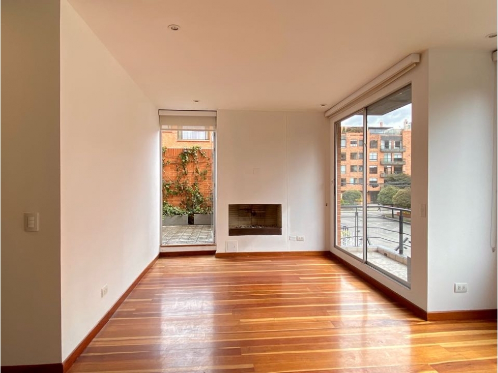 APARTAMENTO VENTA CHICO NAVARRA CON TERRAZA