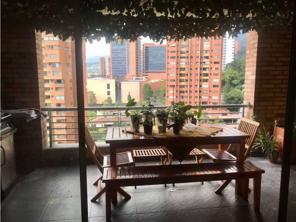 Apto en venta en el Poblado, Loma de los González