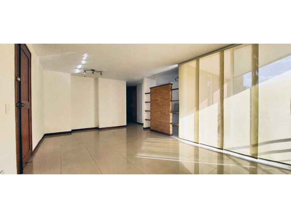 Apto para la venta en perfecto estado, vista a verde, La Castellana