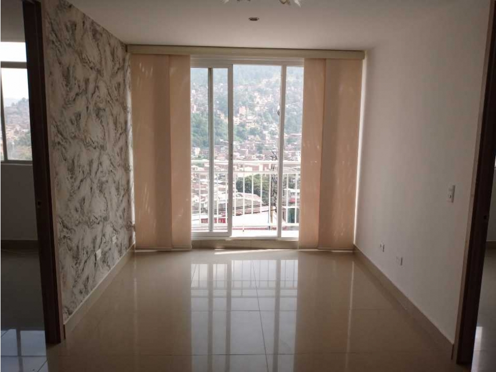 APARTAMENTO EN  VENTA   BUENOS  AIRES, MEDELLIN  PISO 1