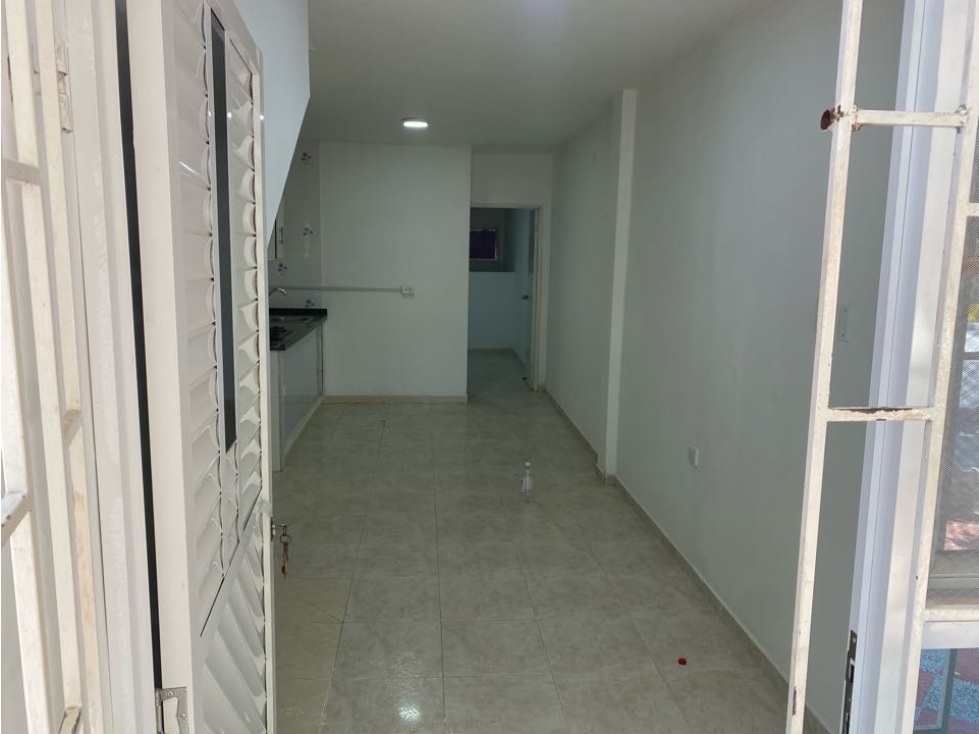 ARRIENDO APARTAESTUDIO BARRIO OLAYA