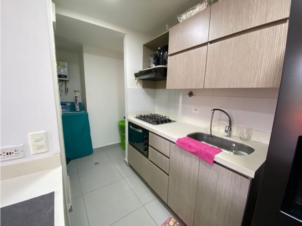 Arriendo apartamento en sabaneta de 3 alcobas cerca al hospital