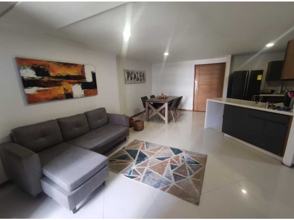 Arriendo Apartamento en Sabaneta sector Aves Maria P.9 C.6568057