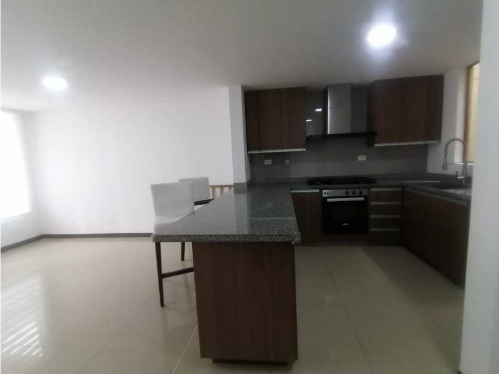 ARRIENDO CASA EN SURAMÉRICA LA ESTRELLA