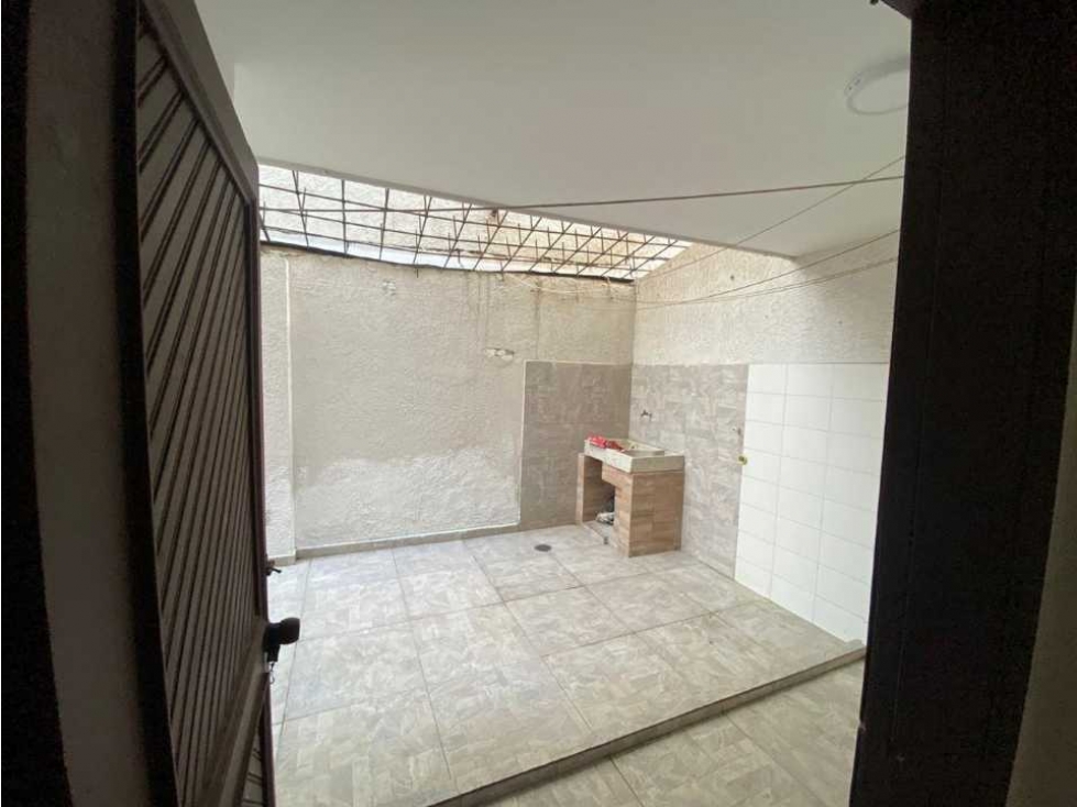 ARRIENDO CASA CONJUNTO EN EL TABOR