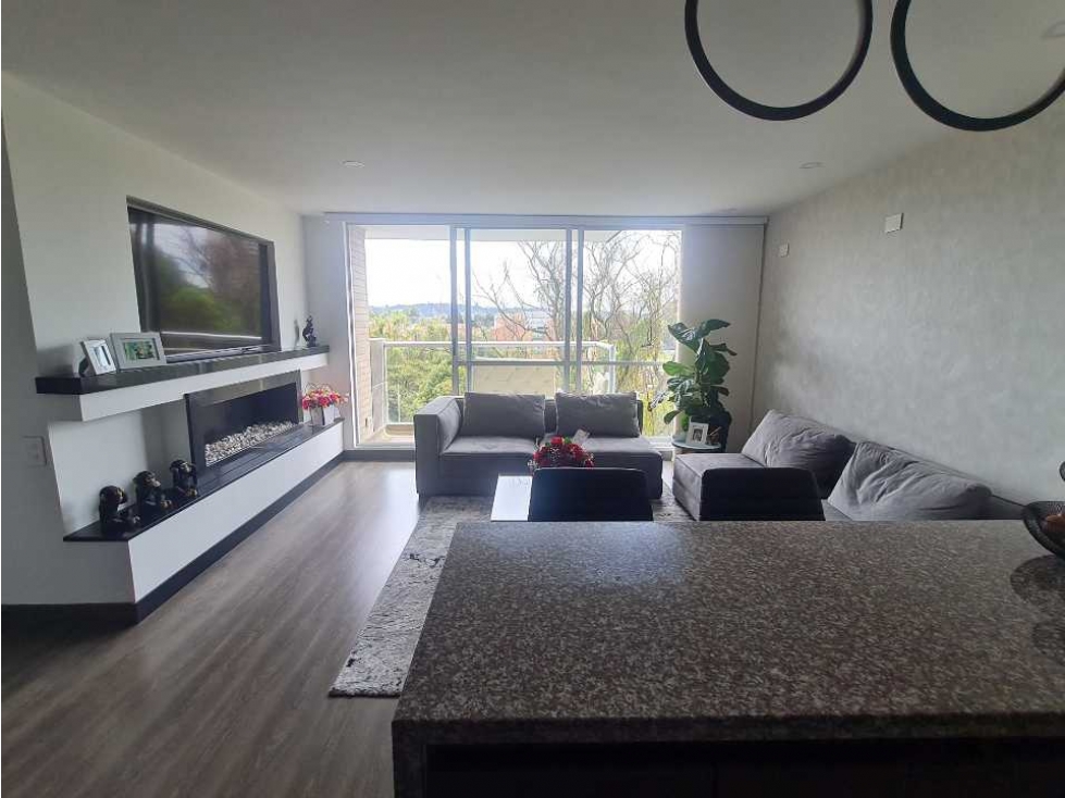 ARRIENDO HERMOSO APARTAMENTO EN ALAMEDA 87 METROS