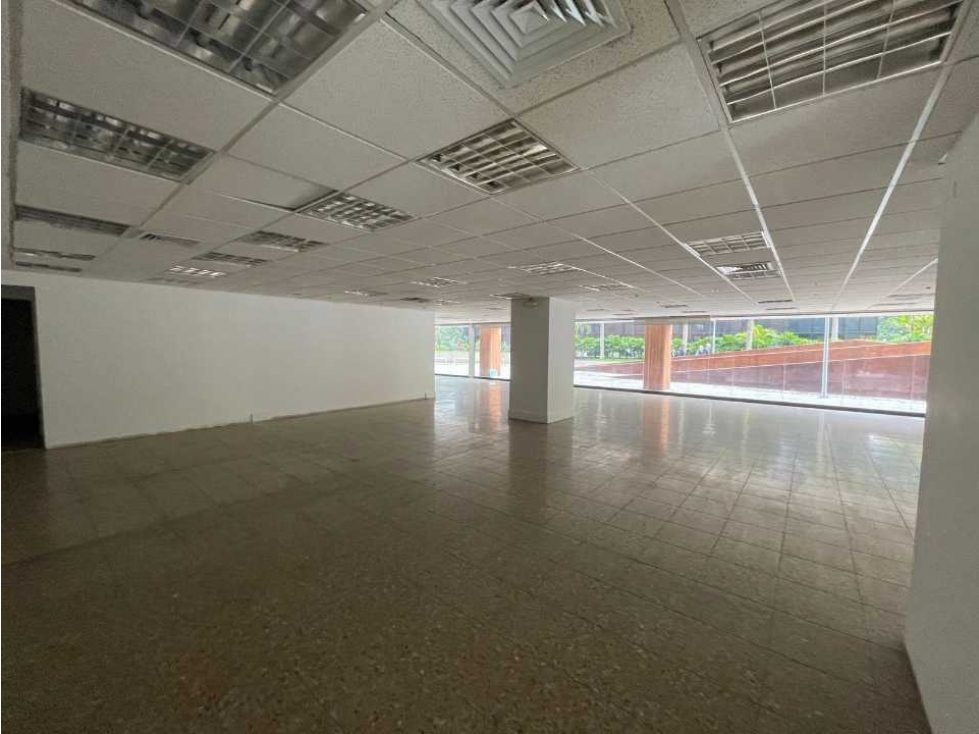 Arriendo Oficina  En Milla de Oro - Medellín