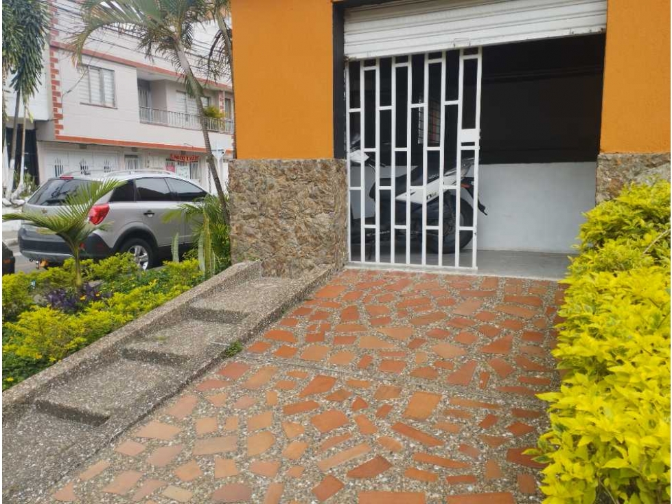 Arriendo local esquinero de 30 metros barrio santa fe