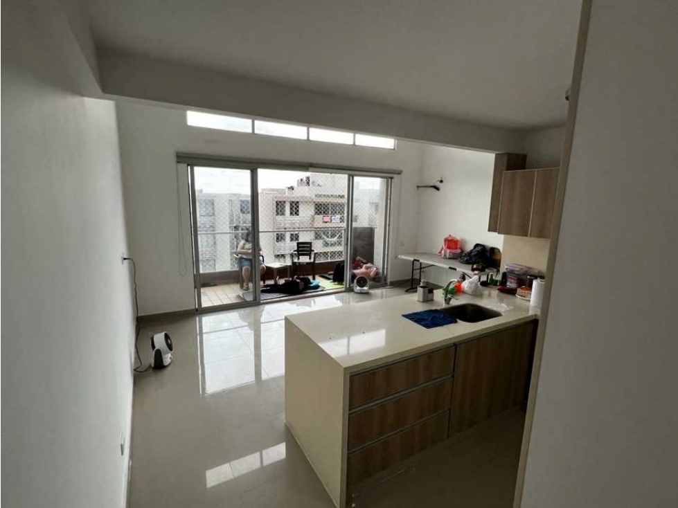 ARRIENDO,RIO ALTO, 111 METROS CUADRADOS.