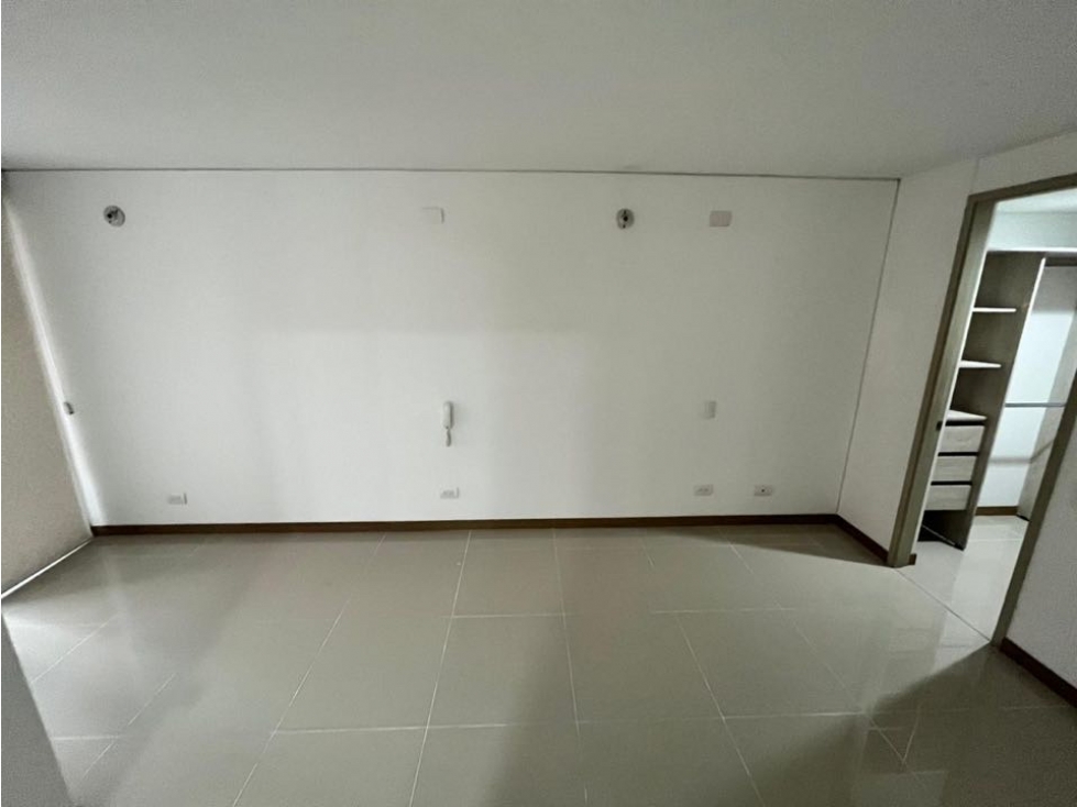 Barrio La Flora - Apartamento en conjunto cerrado en venta (Cali)